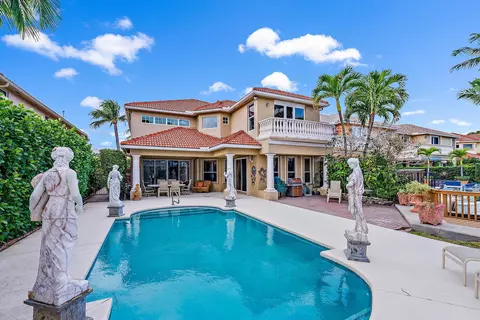 734 Sandy Point Ln, North Palm Beach, FL 33410