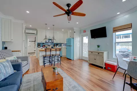 310 Arthur St #11, Hollywood, FL 33019