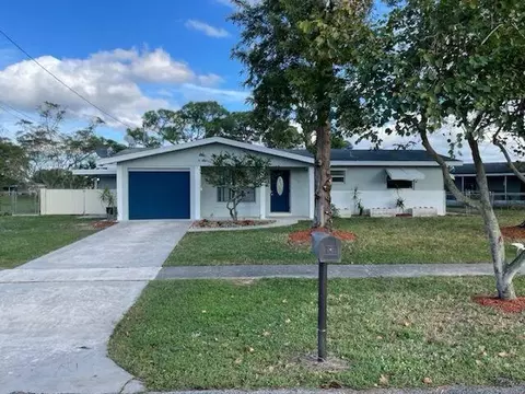 2668 Rockcrest Ct, West Palm Beach, FL 33415
