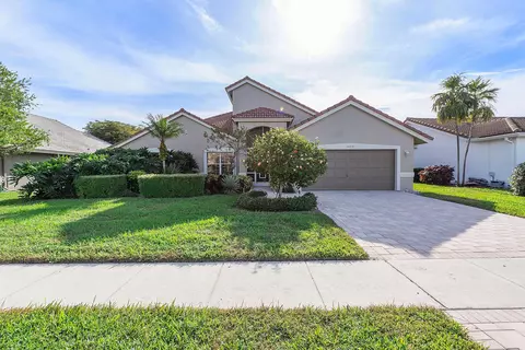 12390 Divot Dr, Boynton Beach, FL 33437