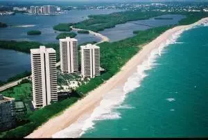 5550 N Ocean Dr #6 A, Singer Island, FL 33404