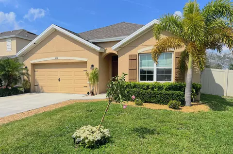 3270 Rockport St SW, Vero Beach, FL 32968