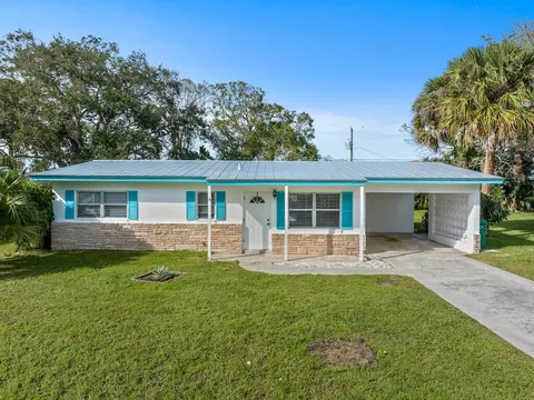 775 Lomas St, Fort Pierce, FL 34950