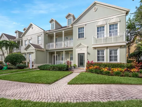 204 W Thatch Palm Cir, Jupiter, FL 33458