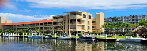1700 SE 15th St #207, Fort Lauderdale, FL 33316