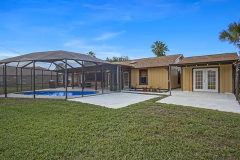 1218 SW Abisco Rd, Port Saint Lucie, FL 34953