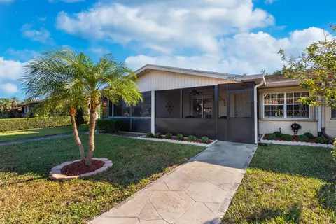 14182 Campanelli Dr, Delray Beach, FL 33484