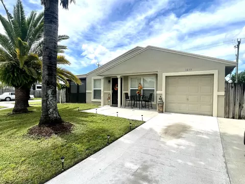 1075 Moonlight Way, Royal Palm Beach, FL 33411