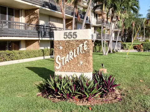 555 NW 4th Ave NW #5020, Boca Raton, FL 33432