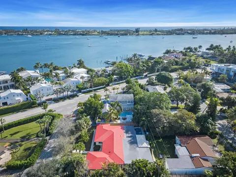 210 35th St, West Palm Beach, FL 33407