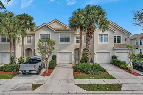 1123 Woodfield Ct, Greenacres, FL 33415