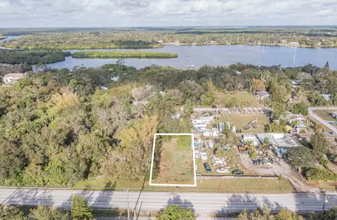 12815 Roseland Rd, Sebastian, FL 32958