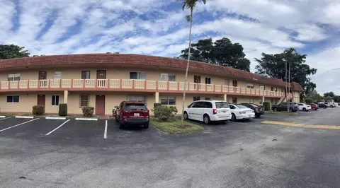 9354 SW 3rd St #605, Boca Raton, FL 33428