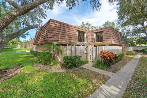 212 2nd Ln, Palm Beach Gardens, FL 33418
