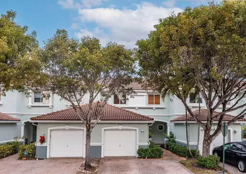 2317 Center Stone Ln, Riviera Beach, FL 33404