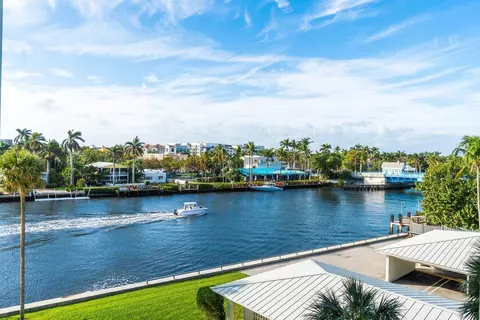 86 Macfarlane Dr #4E, Delray Beach, FL 33483