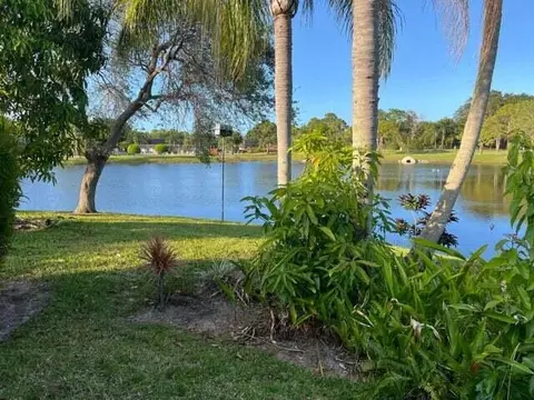 6046 SE Grand Cay Ct, Stuart, FL 34997