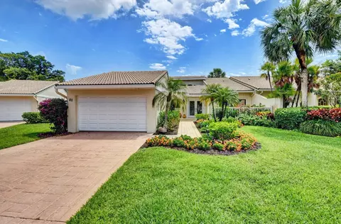82 Hampshire Ln #82, Boynton Beach, FL 33436