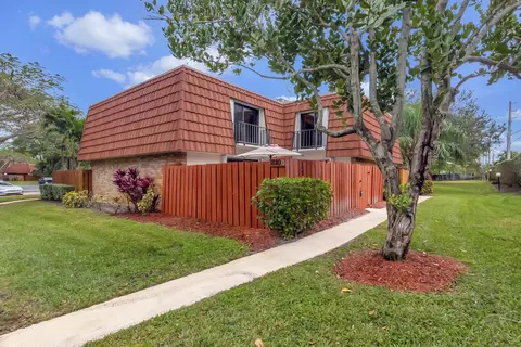 1820 San Juan Dr #22-B, Delray Beach, FL 33445