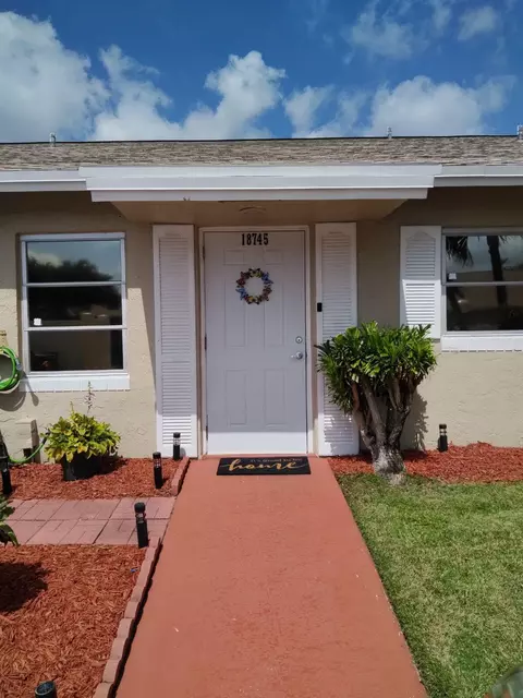 18745 Argosy Dr, Boca Raton, FL 33496