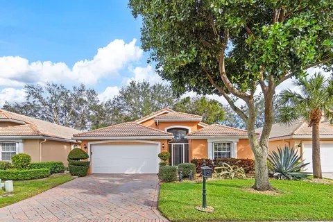 12062 Aprilia Dr, Boynton Beach, FL 33437