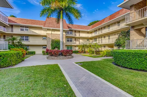 5580 Tamberlane Cir #237, Palm Beach Gardens, FL 33418