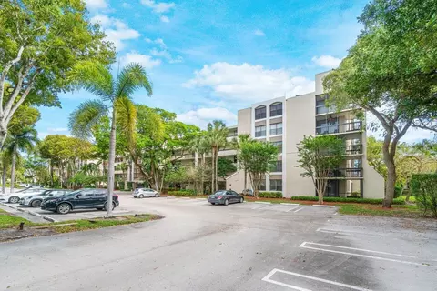 2025 Lavers Cir #D111, Delray Beach, FL 33444