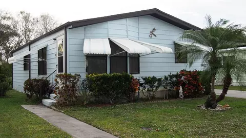 8461 Florence Dr, Port Saint Lucie, FL 34952