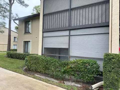 718 Sunny Pine Way #G1, Greenacres, FL 33415