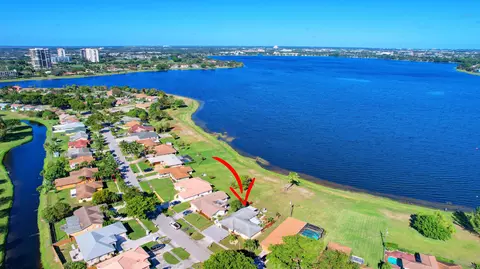 1363 N Mangonia Dr, West Palm Beach, FL 33401