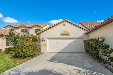 394 Driftwood Ter, Boca Raton, FL 33431