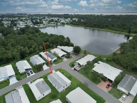 207 Kiwi Dr, Barefoot Bay, FL 32976
