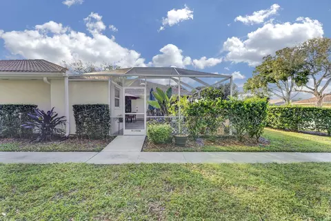9140 Sun Terrace Cir #B, Palm Beach Gardens, FL 33403