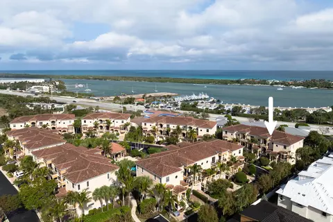 404 Del Sol Cir, Tequesta, FL 33469
