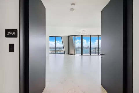 1000 Biscayne Blvd #2901, Miami, FL 33132