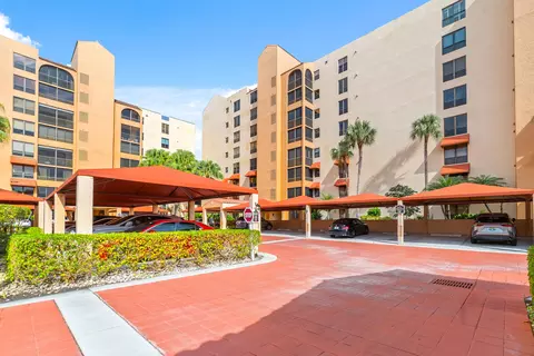 7209 Promenade Dr #601, Boca Raton, FL 33433