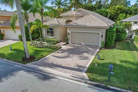 10816 Grande Blvd, West Palm Beach, FL 33412