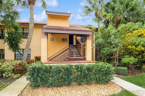 11210 Aspen Glen Dr, Boynton Beach, FL 33437