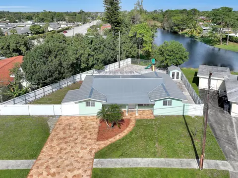 2639 Rockcrest Ct, West Palm Beach, FL 33415