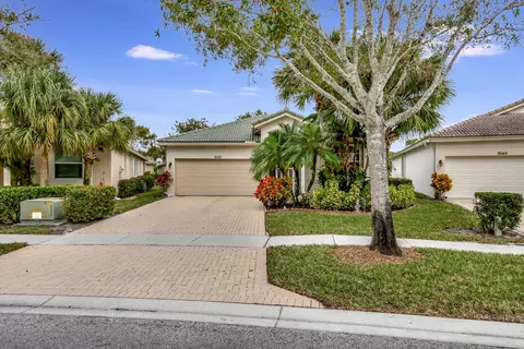 9555 Sandpiper Shores Way, West Palm Beach, FL 33411