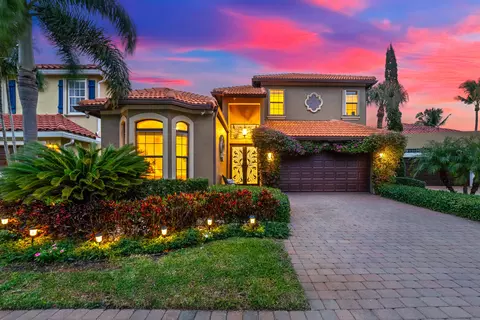4935 Tropical Garden Dr, Boynton Beach, FL 33436