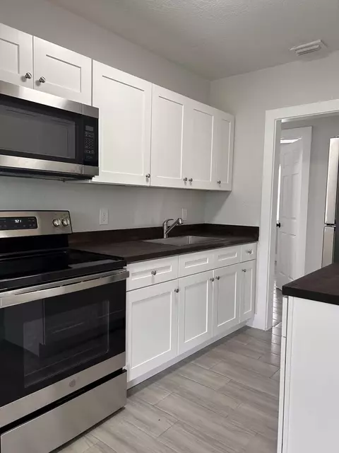1310 Avenue H, Riviera Beach, FL 33404