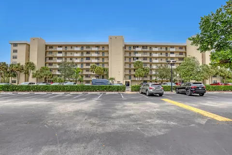 2400 Deer Creek Country Club Blvd #109, Deerfield Beach, FL 33442