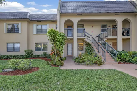 130 Lake Nancy Dr #106, West Palm Beach, FL 33411