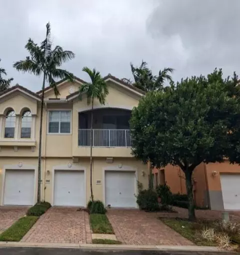 2926 Carvelle Dr, Riviera Beach, FL 33404