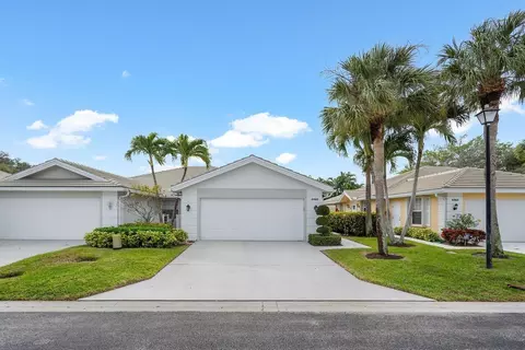 4460 Royal Fern Way, Palm Beach Gardens, FL 33410