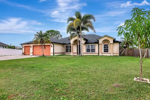 5842 NW Gabo Ct, Port Saint Lucie, FL 34986