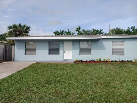 1530 W 14th St, Riviera Beach, FL 33404