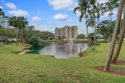 6911 Environ Blvd #3G, Lauderhill, FL 33319