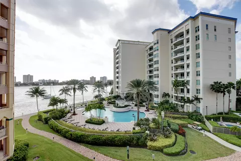 300 SE 5th Ave #4110, Boca Raton, FL 33432